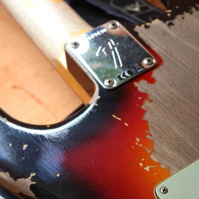 FENDER "Michael Landau Signature 1968 Stratocaster, Round-Laminated Rosewood, Bleached 3-Color Sunburst" HARDCASE, PAPERS, 3, 58 KG image 15