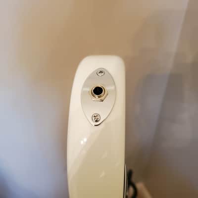 2022 Jazzmaster Build Hardtail Fender Invader White Tom Delonge Style image 10