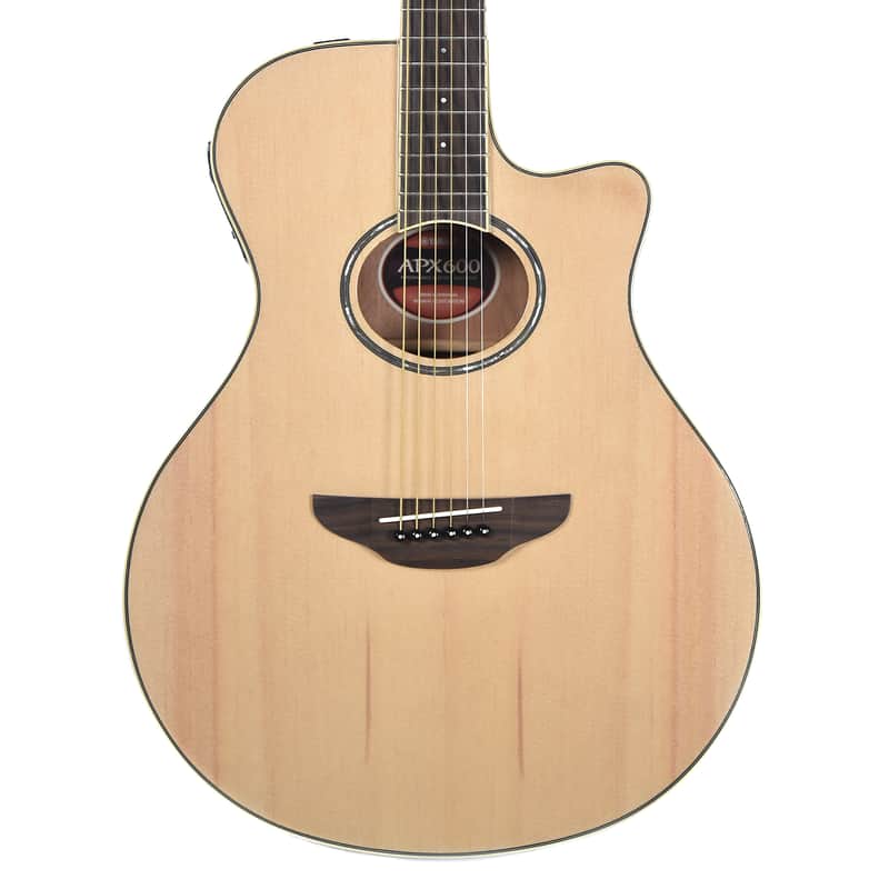 Yamaha APX600 Thinline with Electronics Natural image 1