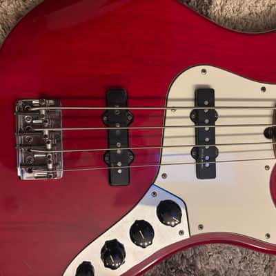 Fender American Deluxe Jazz Bass 2000 - Crimson Red Transparent image 5