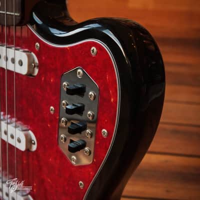 Fender Japan Bass VI Sunburst 1996 image 12