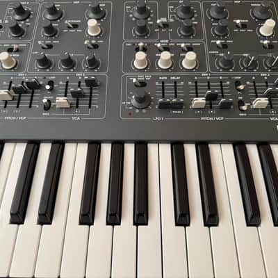 UDO DMNO Polyphonic Hybrid Keyboard Synthesizer (Black) image 3