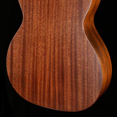 Martin 000-10E (060) image 2