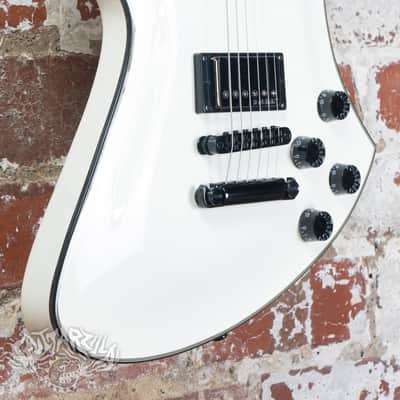 B.C. Rich Mockingbird Special 2008 White MIK Korea image 2