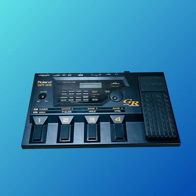 Roland GR-33 Guitar Synthesizer