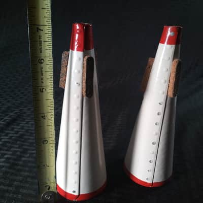 TWO Humes & Berg 101 Stonelined D Trumpet Straight Mutes 2010s - White image 2