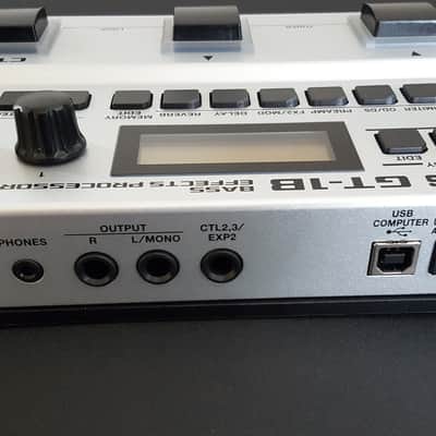 (MINT) Boss GT-1B Bass Multi-Effect w/Power Supply - Silver image 6
