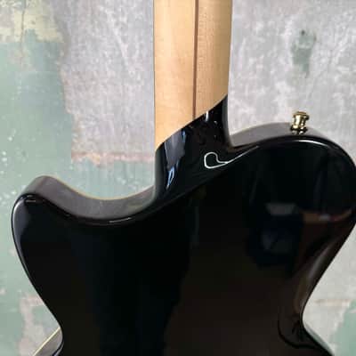 D'Angelico D'angelico Deluxe Atlantic Baritone 2021 - Present - Solid Black image 11