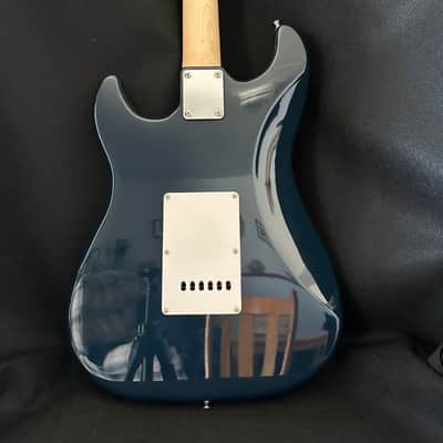 Nashville Guitar Works NGW135 BL Maple Fingerboard image 2