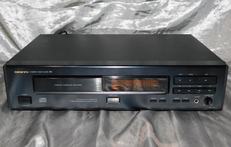 Onkyo DX-701 single disc CD player image 1