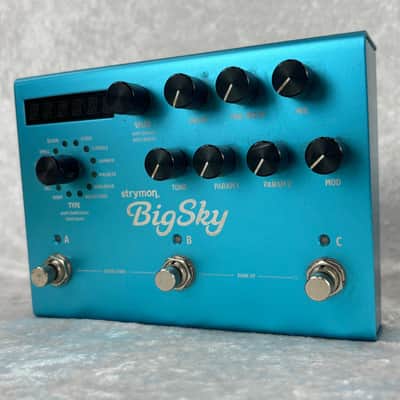 Strymon Big Sky reverb pedal w/ box (no power supply) image 2