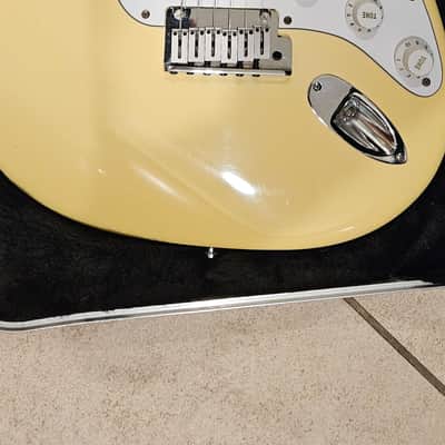 Fender Stratocaster Plus 1988 - Vintage white image 3
