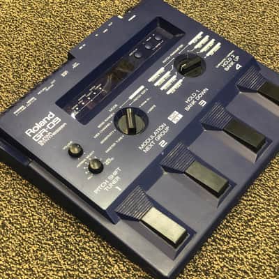 Roland GR-09 1994 - 1996 - Blue image 2