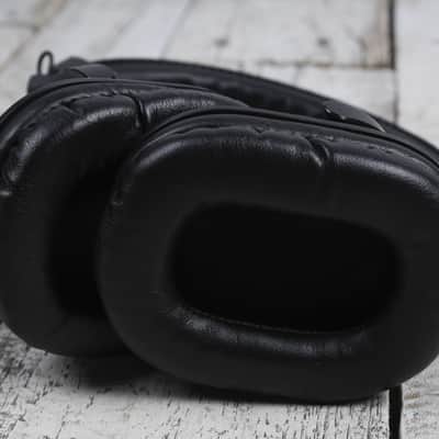 Yamaha HPH-MT5 Closed Back Studio Monitor Headphones Black with Carrying Bag image 7