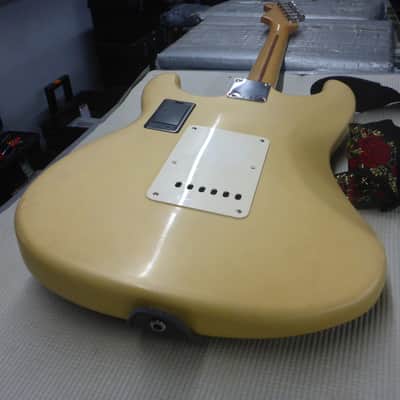 Fender Deluxe Powerhouse Stratocaster SSS w/Piezo Saddles : Crowned & Dressed Frets - Unfinished Roses Over OEM Color image 14
