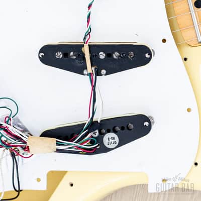 1994 Fender Custom Edition Yngwie Malmsteen Stratocaster ST72-140YM Yellow White w/ Dimarzio & Tweed Case, Japan MIJ image 20