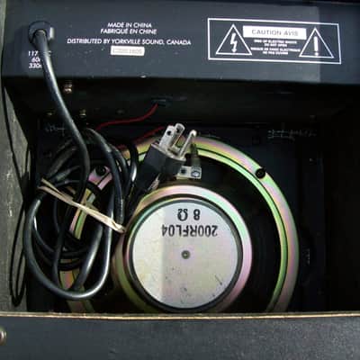 Traynor Guitar Mate 15W-1-8" SS Guitar Practice Amp image 5