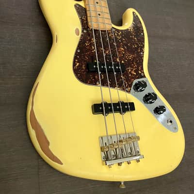 Fender Player Jazz Bass with Maple Fretboard 2018 - 2024 - Buttercream Reliced image 10