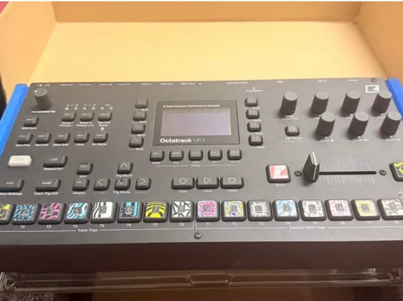 Elektron Octatrack MkII: Dynamic 8-Track Performance Sampler for Serious Producers