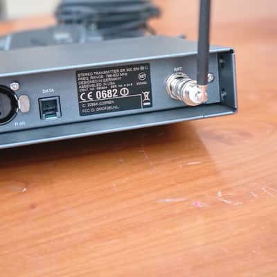 Sennheiser Sennheiser EW 300 IEM G2 SR 300 + EK 300 Stereo UHF 786-822MHz Rack image 17