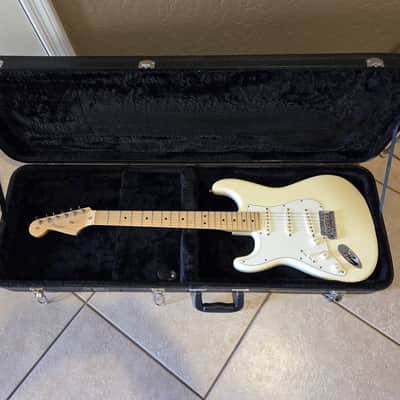Left-Handed 2012 American Standard Fender Stratocaster lefty image 14