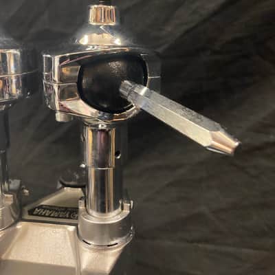 Yamaha - TH-945B Double Tom Mount, 3-Hole Receiver with CL-940 Arms 2000's image 8