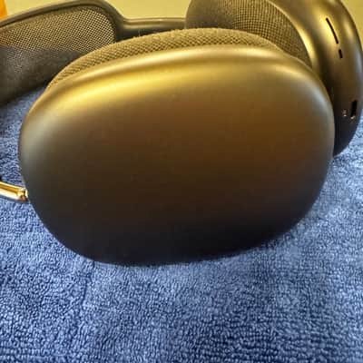Apple AirPods Max Space Gray Lightning w/ WaterField Case + Max Stand image 11