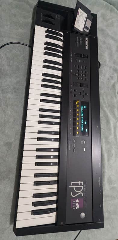 Ensoniq EPS 16 Plus Digital Sampling Workstation 1990 - Black image 1