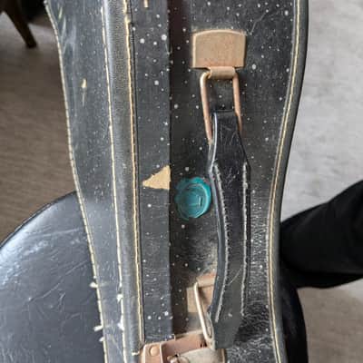 Kent Violin Bass 1960s - Sunburst image 11