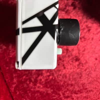 MXR EVH90SE Phase 90 35th Anniversary 2010s - Black/White image 11