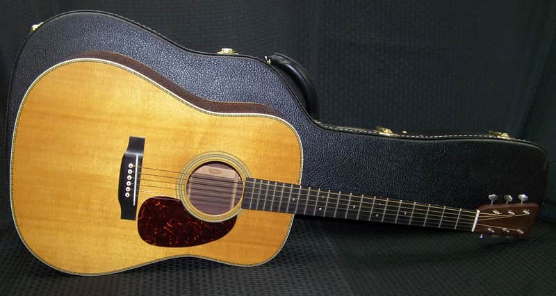 Martin HD-28V "Centennial" year model w/hsc (new old stock) 2016 image 1