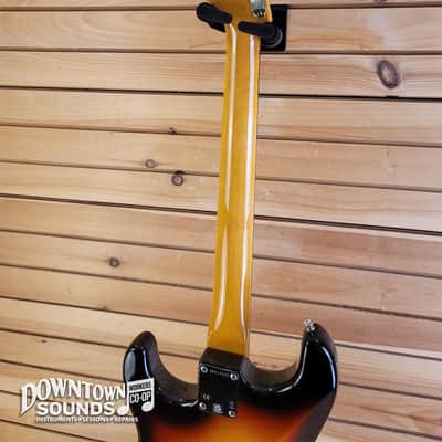 2023 Fender American Vintage II 1961 Stratocaster with Fender G&G-style Tweed Hard Case - 3-Color Sunburst, 8lbs 2oz image 5