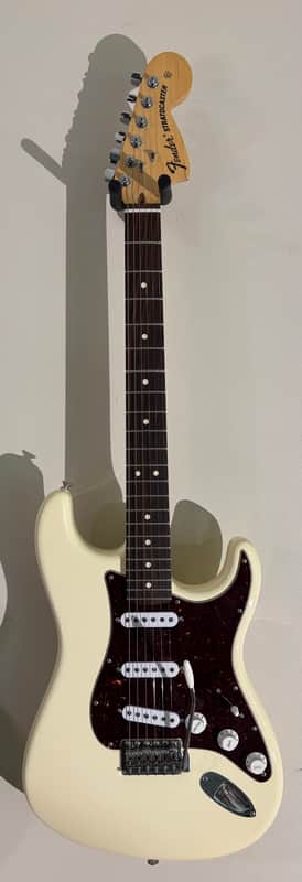 Fender American Special Stratocaster 2013 - White image 1