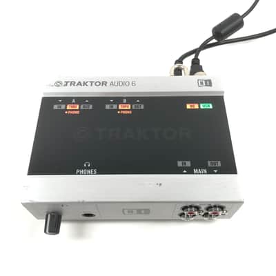 Traktor Audio 6Native Instruments Traktor Audio 6 Scratch A6 USB Audio Interface image 3