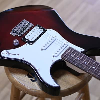 Yamaha Pacifica 112V Old Vintage Sunburst Electric Guitar image 3