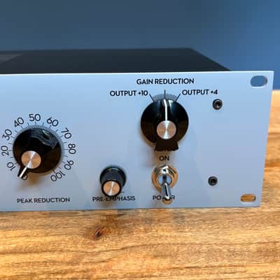 Warm Audio WA-2A Leveling Amplifier 2016 - Present - Gray image 5