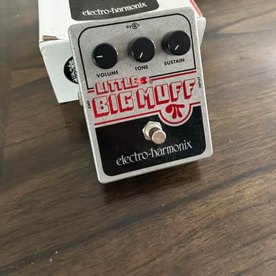 Electro-Harmonix Little Big Muff Pi Distortion / Sustainer 2006 - Present - Gray / Black / Red image 1