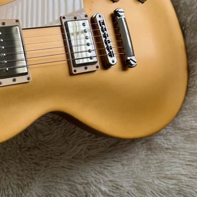 Gibson Les Paul Tribute Gold Top Electric Guitar image 24