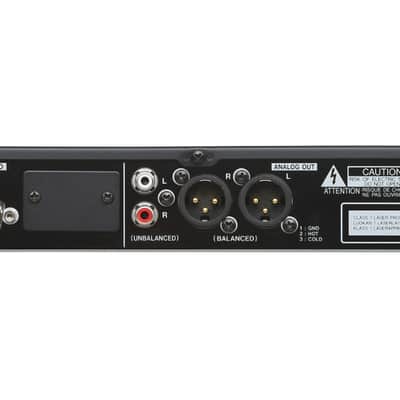 (Mint) Tascam CD-400U Rackmountable Media Player image 2