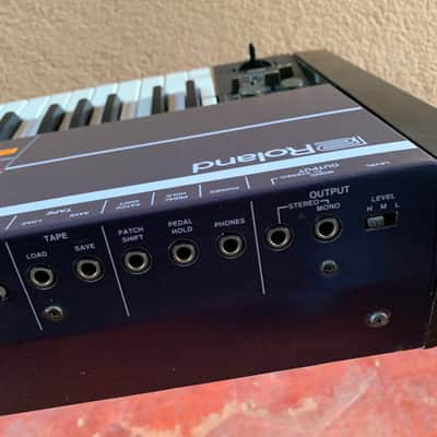 Roland Juno-106 61-Key Programmable Polyphonic Synthesizer image 12