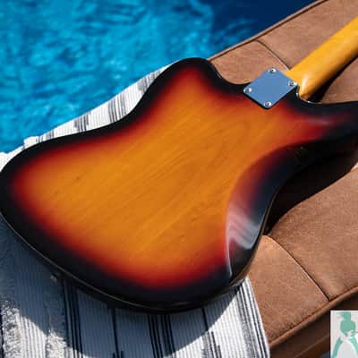 Fender JG66 '62 Jaguar Reissue - Premium Alder Body AVRI Bridge PU w Tune-O-Matic Bridge - Crafted in japan - Pro Set Up! w Perfect Frets/Action/Intonation image 11