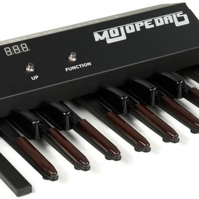 Crumar MojoPedals 13-note MIDI Pedalboard (MojoPedals2d1)