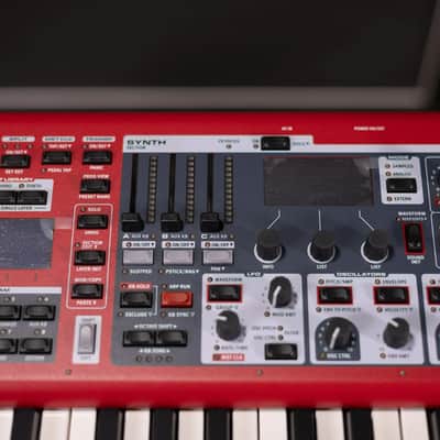 Nord Stage 4 73 Keyboard - Display image 6