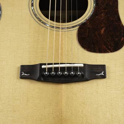 Cort GOLDOC6-BO Gold Series OC6 Bocote Acoustic Electric Guitar. Natural Glossy image 5