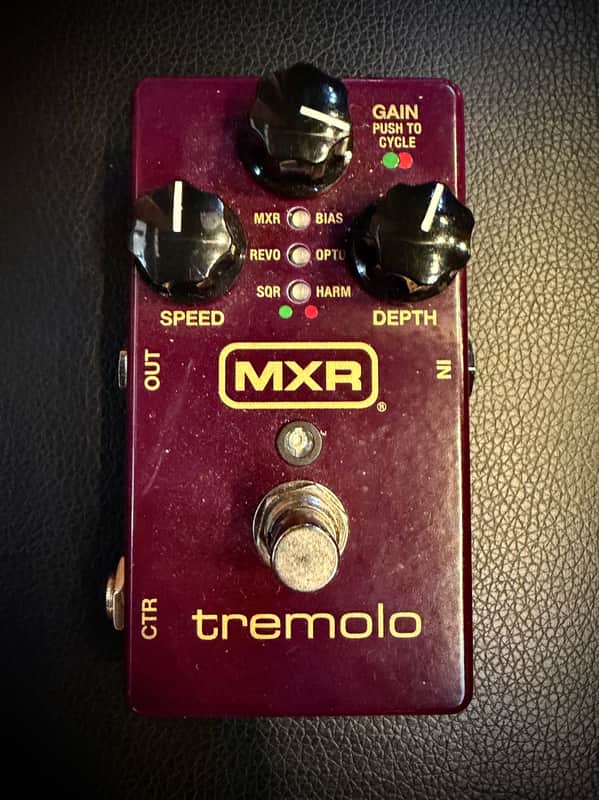 MXR M305 Tremolo