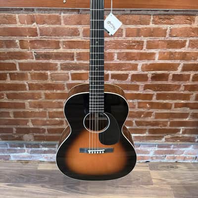 Martin CEO-7 Grand Concert 00 Acoustic Guitar | Sunburst image 2