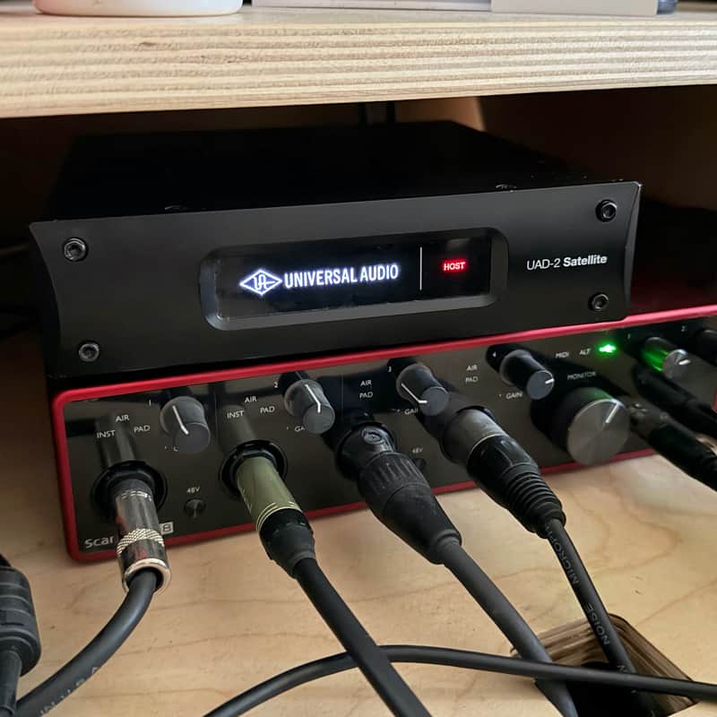 Universal Audio UAD-2 Satellite QUAD Core Thunderbolt DSP Accelerator