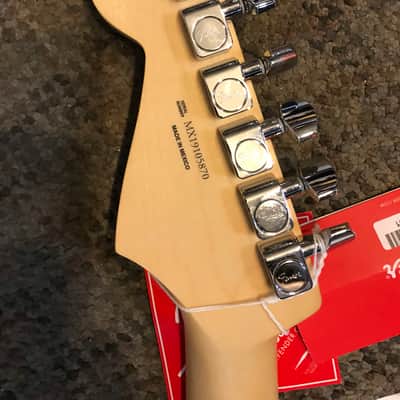 Fender Player Series Stratocaster Capri Orange image 6