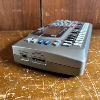 YAMAHA QY100 16-Track Portable MIDI Music Sequencer New internal battery image 9