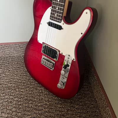 Fender Telecaster Plus with Rosewood Fretboard 1993 - 1995 - Crimson Burst image 2